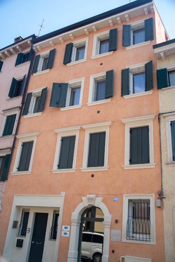 Maison Calcirelli Rooms Verona Exterior foto